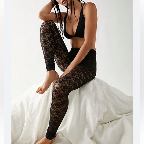 Free People Intimately Lacey Daze Floral Lace Footless Leggings Tights NWT S - Picture 4 of 11